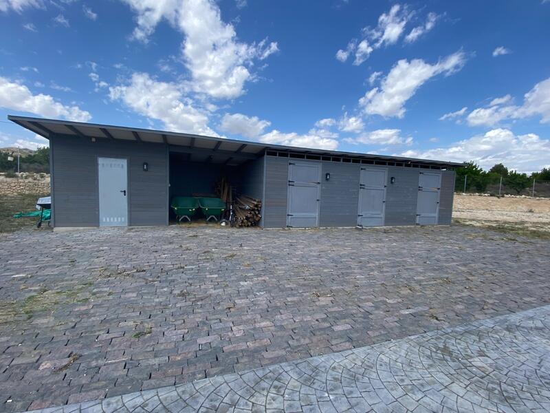 3 chambre Auberge à vendre