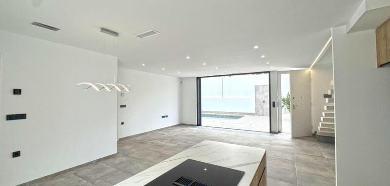 4 Schlafzimmer Villa zu verkaufen