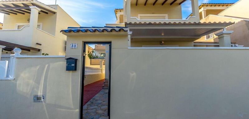3 Cuarto Villa en venta