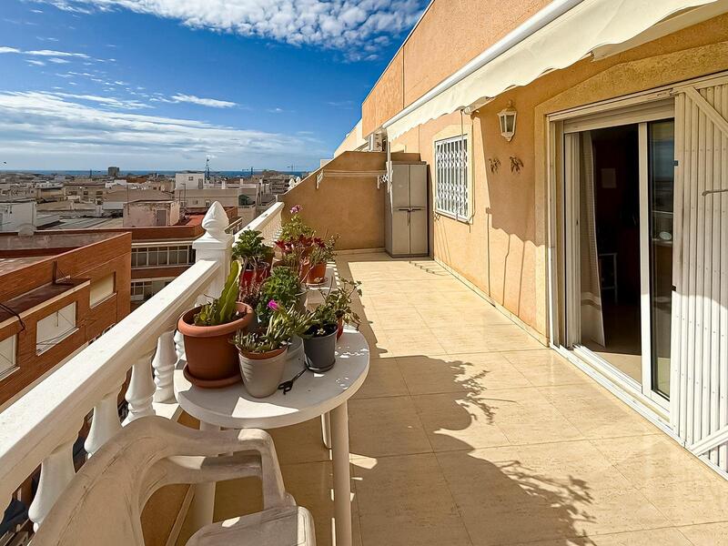 Leilighet til salgs i Torrevieja, Alicante