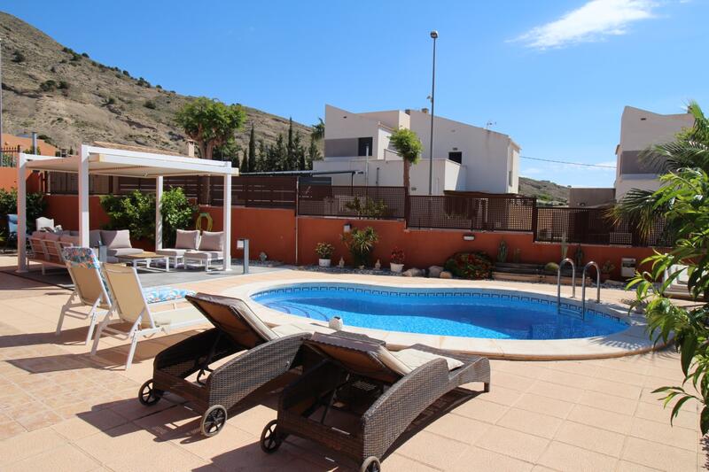 3 slaapkamer Villa Te koop