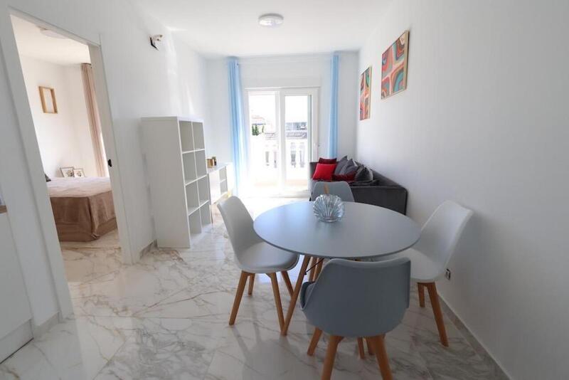 3 slaapkamer Gezinswoning Te koop