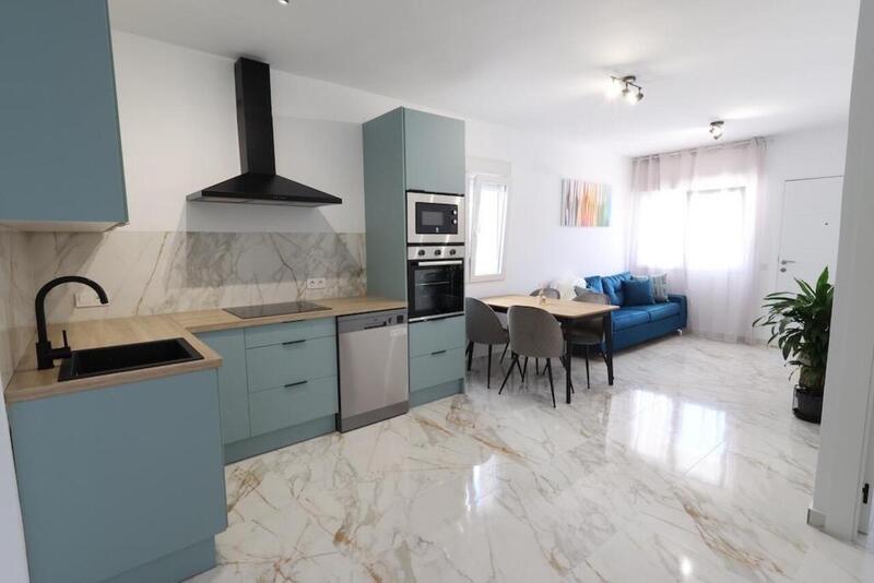 3 slaapkamer Gezinswoning Te koop