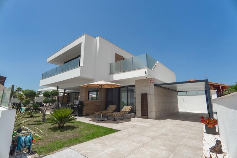 4 chambre Villa à vendre