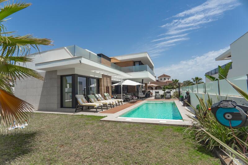 4 chambre Villa à vendre