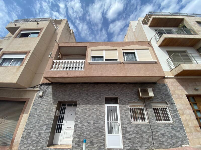 Apartment for sale in Torrevieja, Alicante
