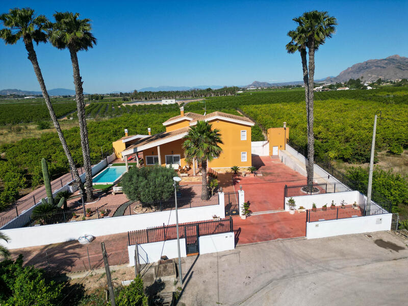 Villa for sale in Orihuela, Alicante