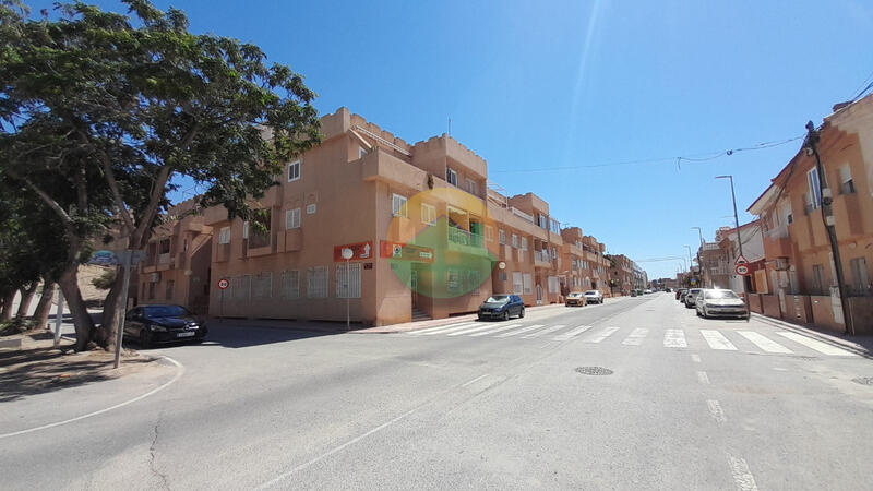 Lejlighed til salg i Bolnuevo, Murcia