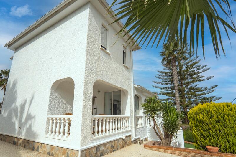 4 slaapkamer Villa Te koop