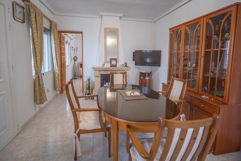 4 slaapkamer Villa Te koop