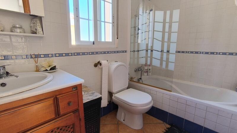 2 Schlafzimmer Villa zu verkaufen
