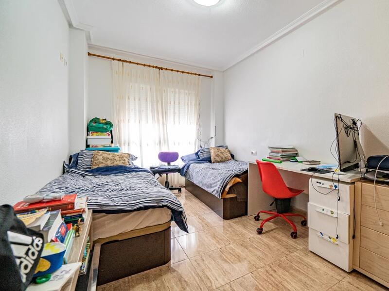 3 bedroom Apartment for sale