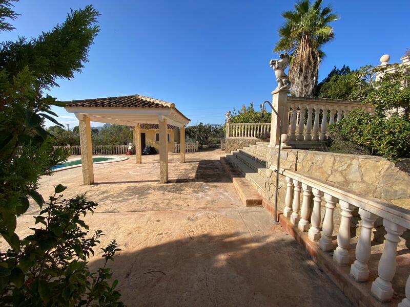 4 Schlafzimmer Villa zu verkaufen