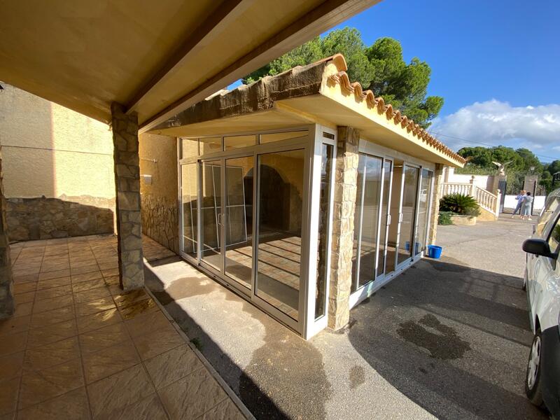 4 Schlafzimmer Villa zu verkaufen