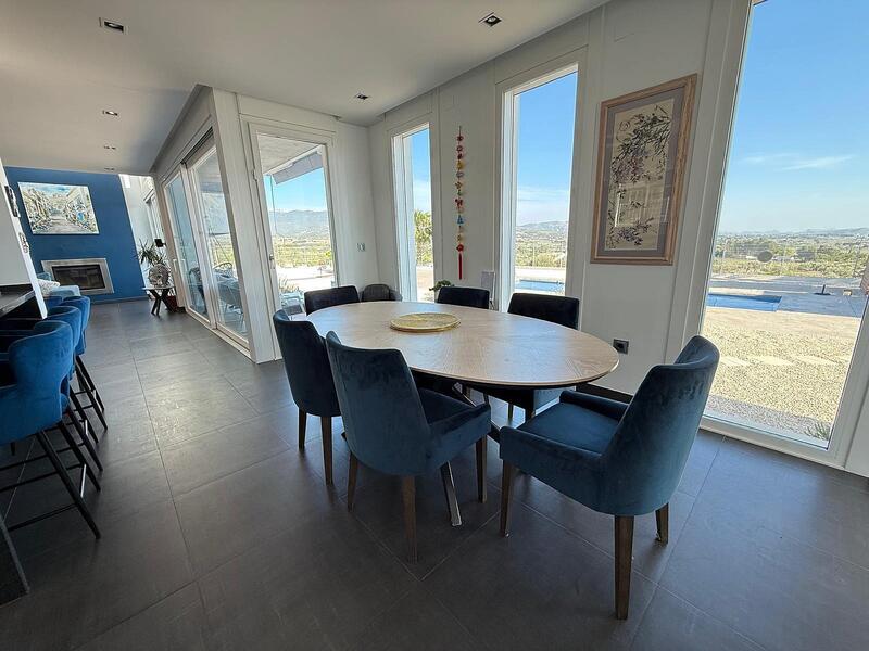 5 slaapkamer Villa Te koop