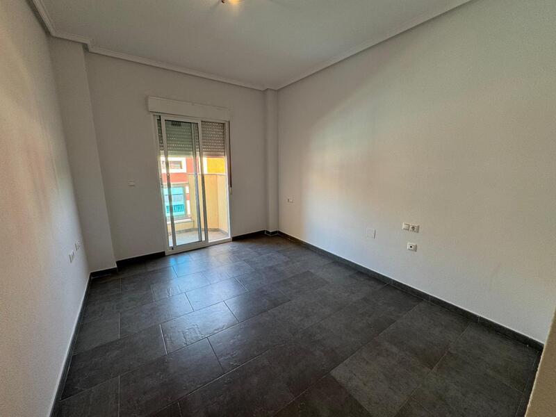 Commercial Property for sale in Almoradí, Alicante