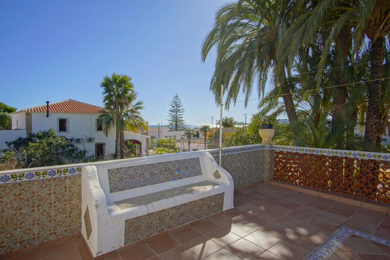 7 bedroom Villa for sale