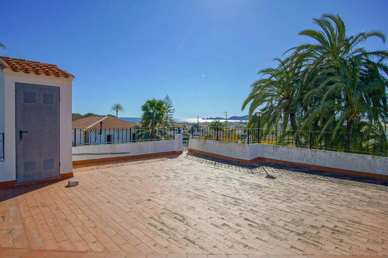 7 bedroom Villa for sale
