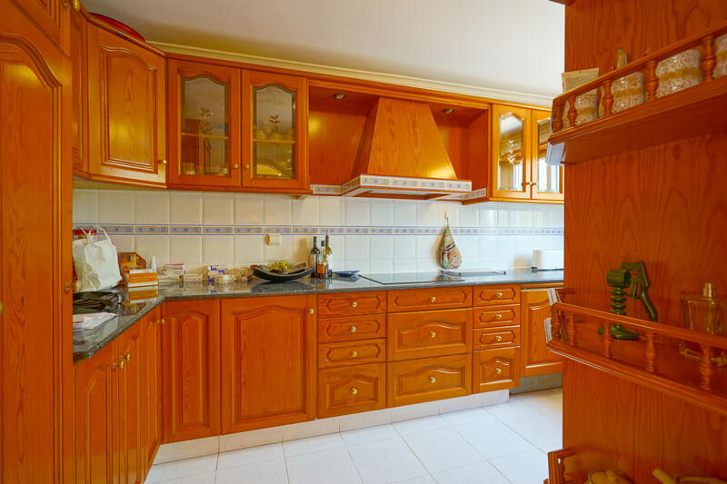 3 Cuarto Villa en venta