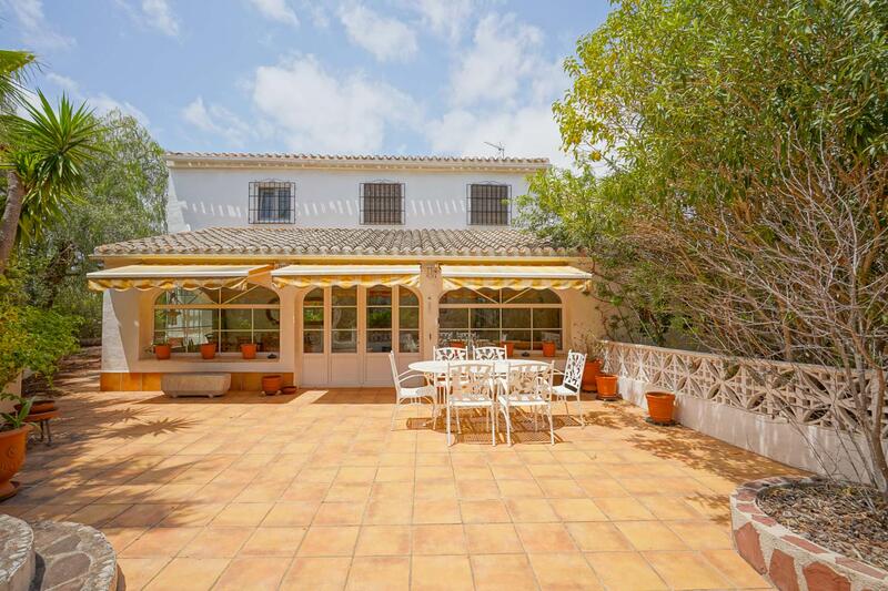 3 Cuarto Villa en venta