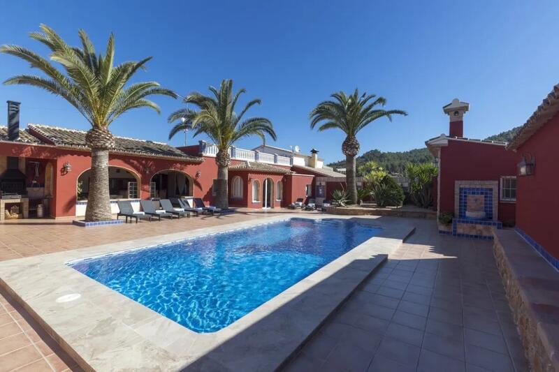 12 slaapkamer Villa Te koop