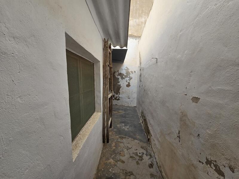 3 slaapkamer Gezinswoning Te koop