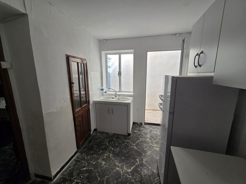 3 slaapkamer Gezinswoning Te koop