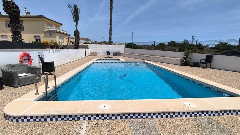 2 bedroom Villa for sale