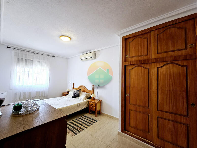 2 Schlafzimmer Villa zu verkaufen