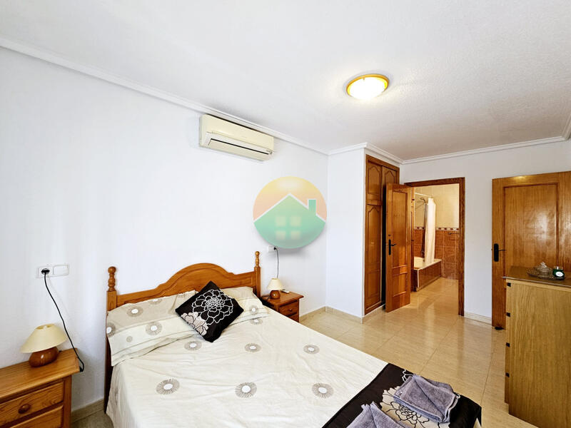 2 Schlafzimmer Villa zu verkaufen