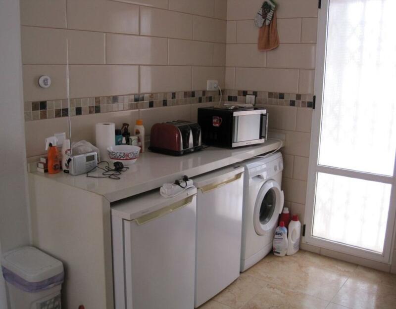 2 slaapkamer Gezinswoning Te koop
