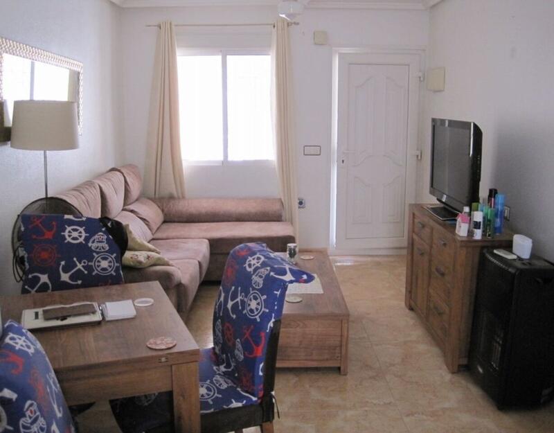 2 slaapkamer Gezinswoning Te koop