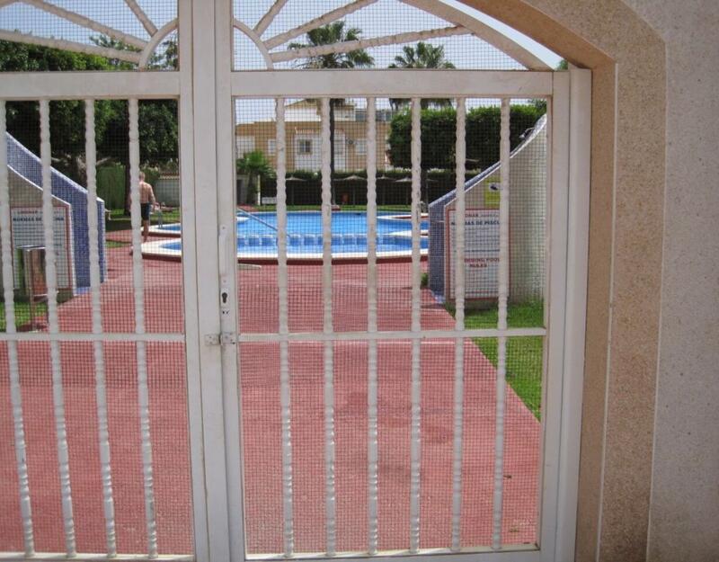 2 slaapkamer Gezinswoning Te koop