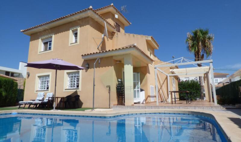 Villa til salg i Totana, Murcia