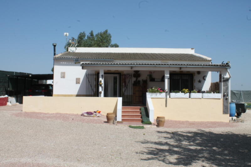 Villa en venta en Sax, Alicante