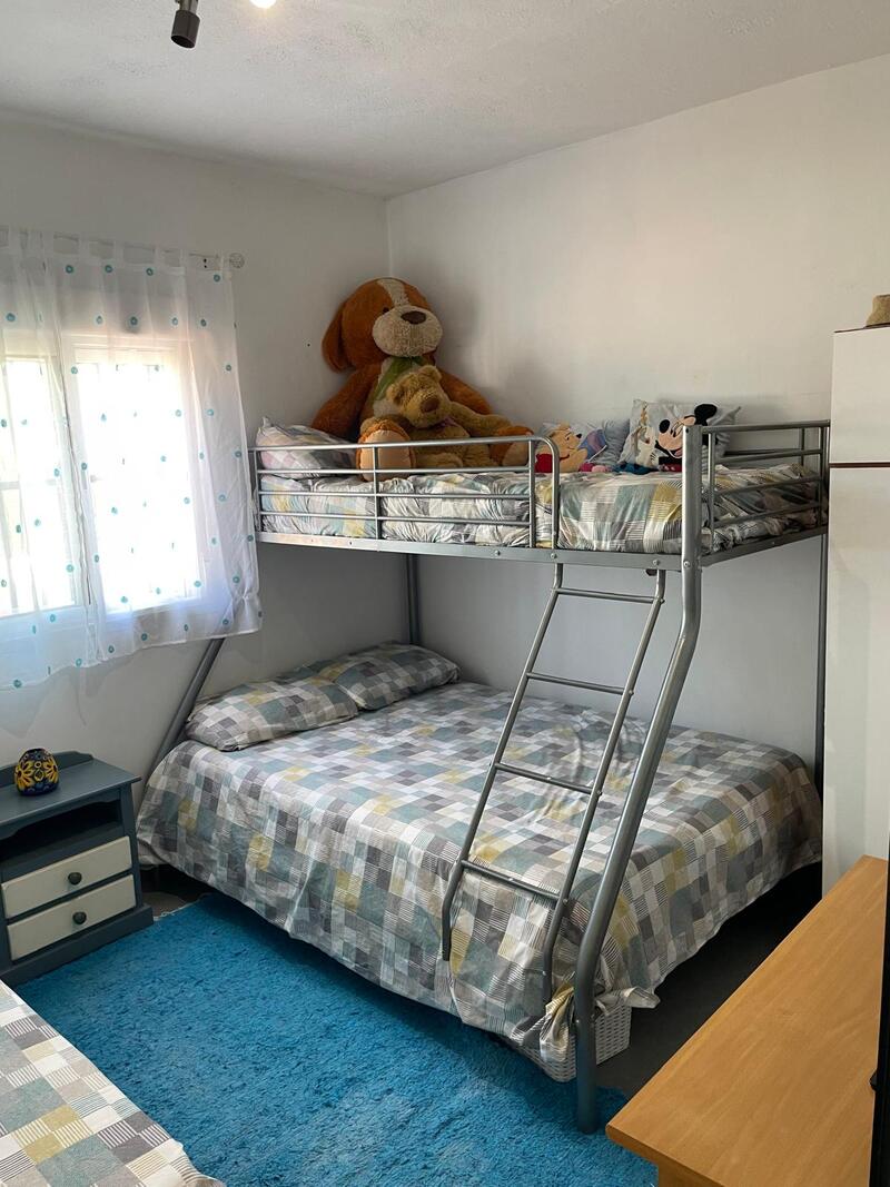 2 Cuarto Villa en venta
