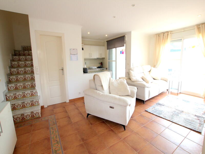 3 bedroom Townhouse for sale