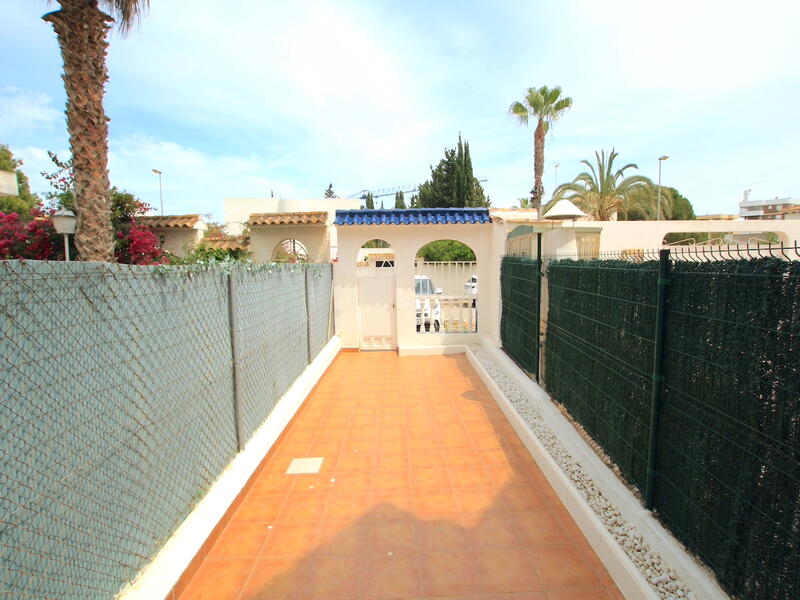 3 bedroom Townhouse for sale