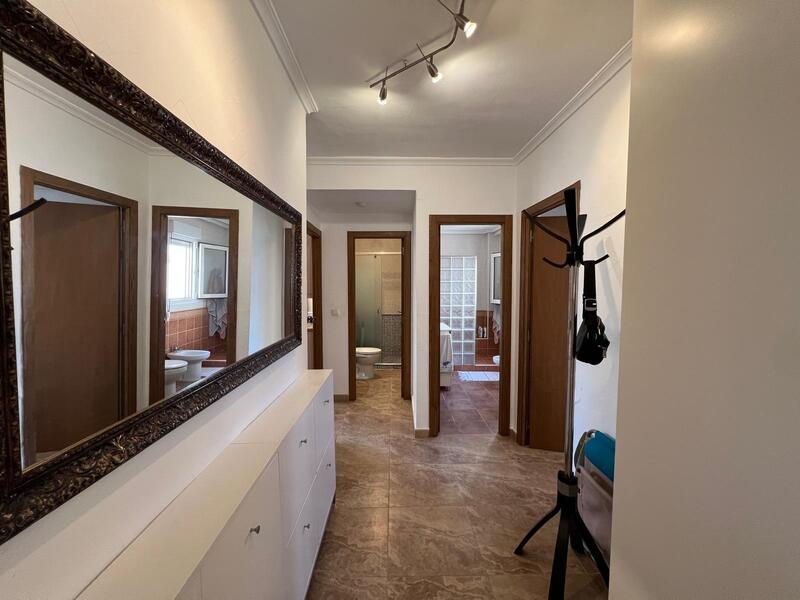 3 slaapkamer Appartement Te koop