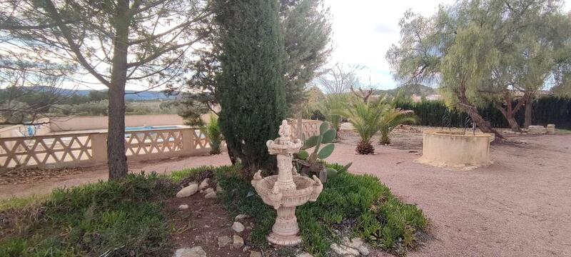 6 bedroom Country House for sale
