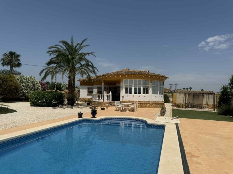3 Cuarto Villa en venta