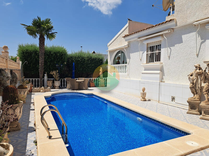 3 slaapkamer Villa Te koop