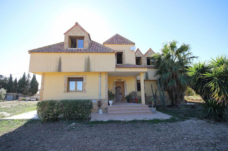 5 Cuarto Villa en venta