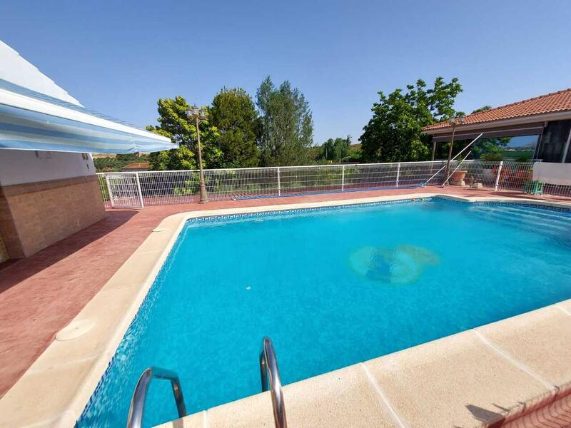 3 Cuarto Villa en venta