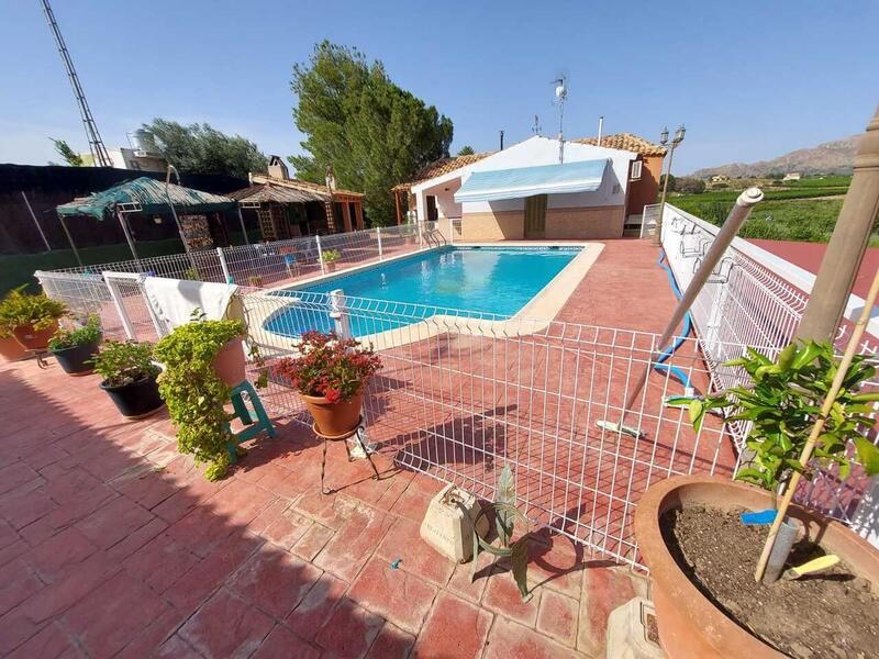 3 Cuarto Villa en venta