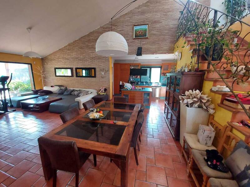 7 Cuarto Villa en venta