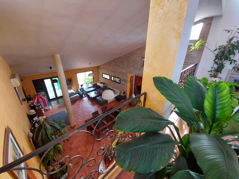 7 Cuarto Villa en venta
