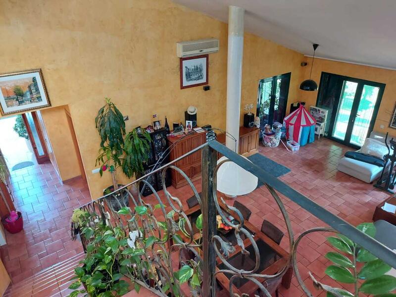 7 Cuarto Villa en venta