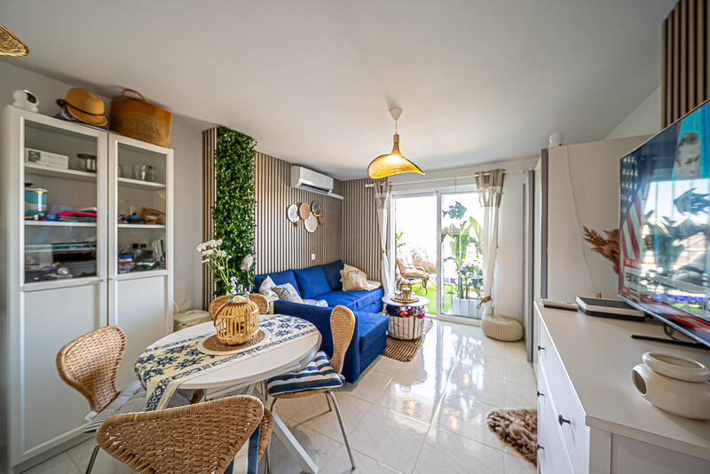 Villa en venta en Torrevieja, Alicante