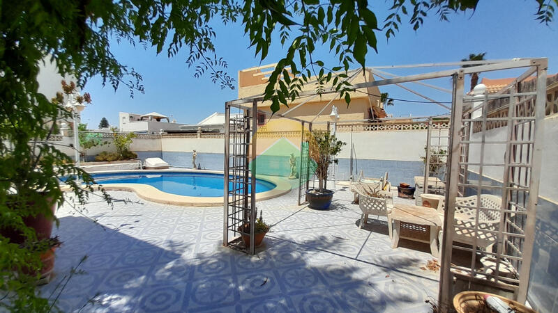 2 chambre Villa à vendre